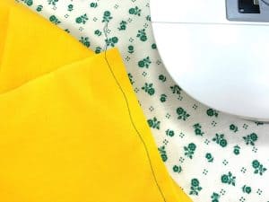 How to Sew a Straight Seam - The Ruffled Purse®