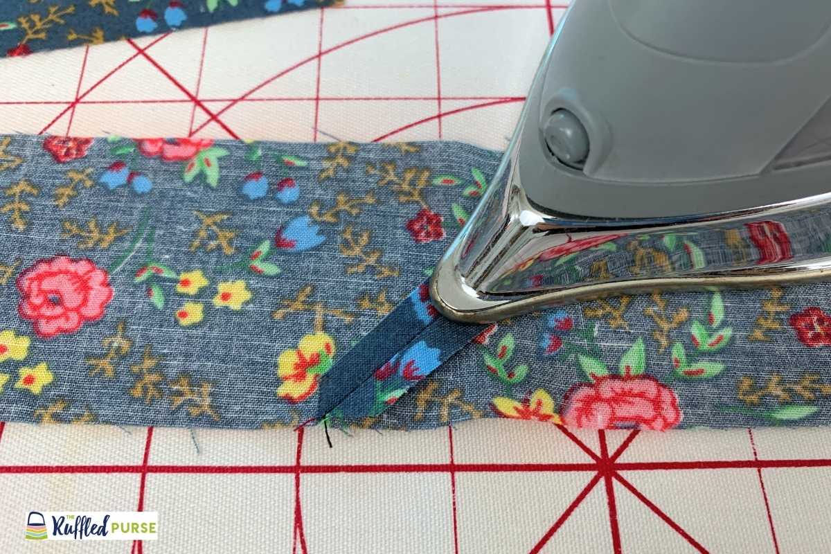 DoubleFold Quilt Binding A Beginner's Guide The Ruffled Purse®